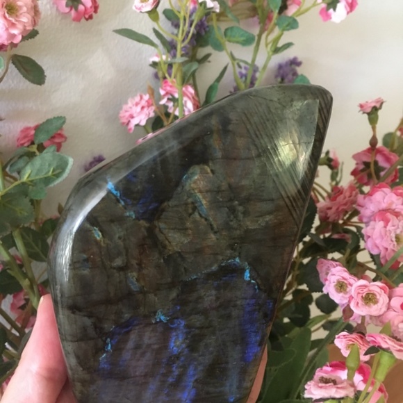 Labradorite - Picture 4 of 16